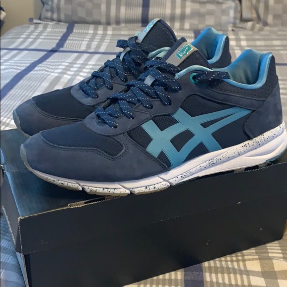 asics tiger shaw runner